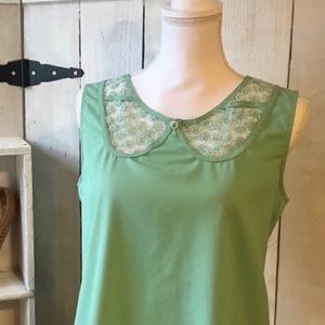 Tea & Cup sleeveless blouse